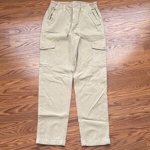 Women’s American Eagle Tan Cargo Pants